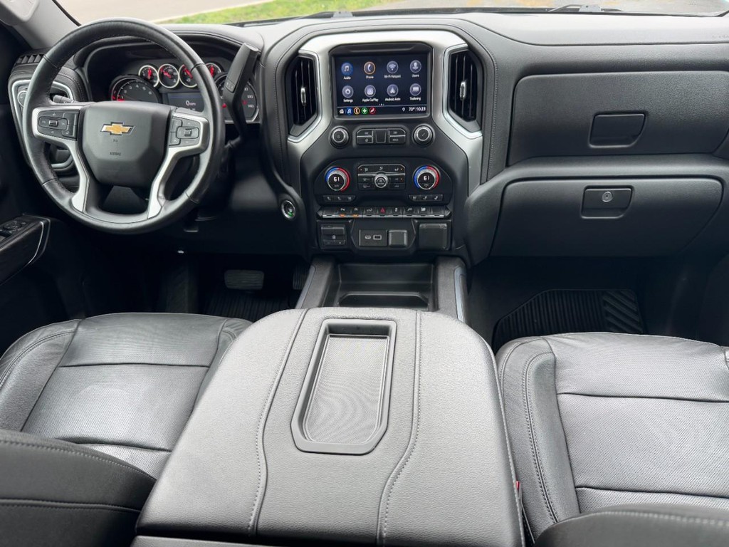 Chevrolet Silverado 1500 Vehicle Full-screen Gallery Image 11