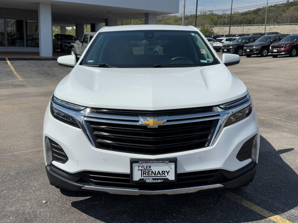 Chevrolet Equinox Vehicle Full-screen Gallery Image 09