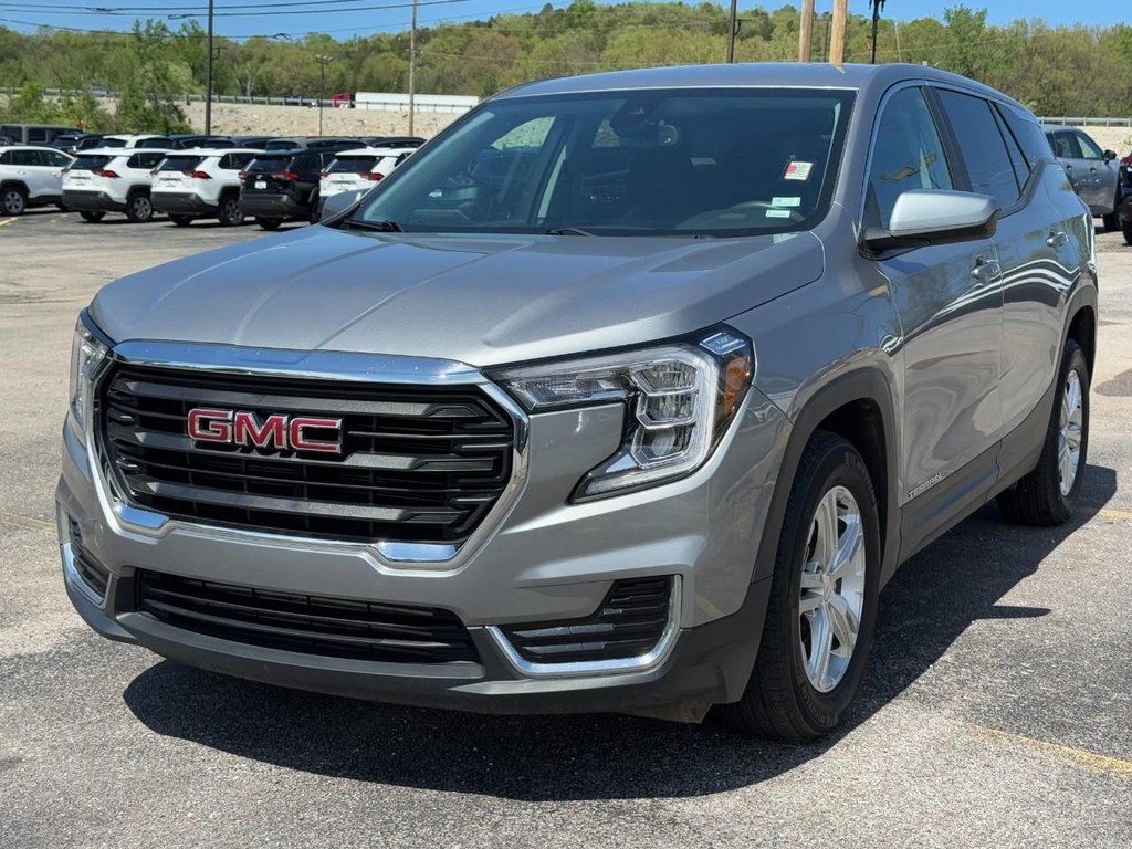 GMC Terrain Vehicle Full-screen Gallery Image 10