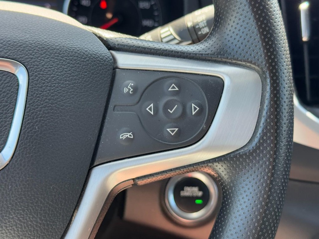 GMC Terrain Vehicle Full-screen Gallery Image 19