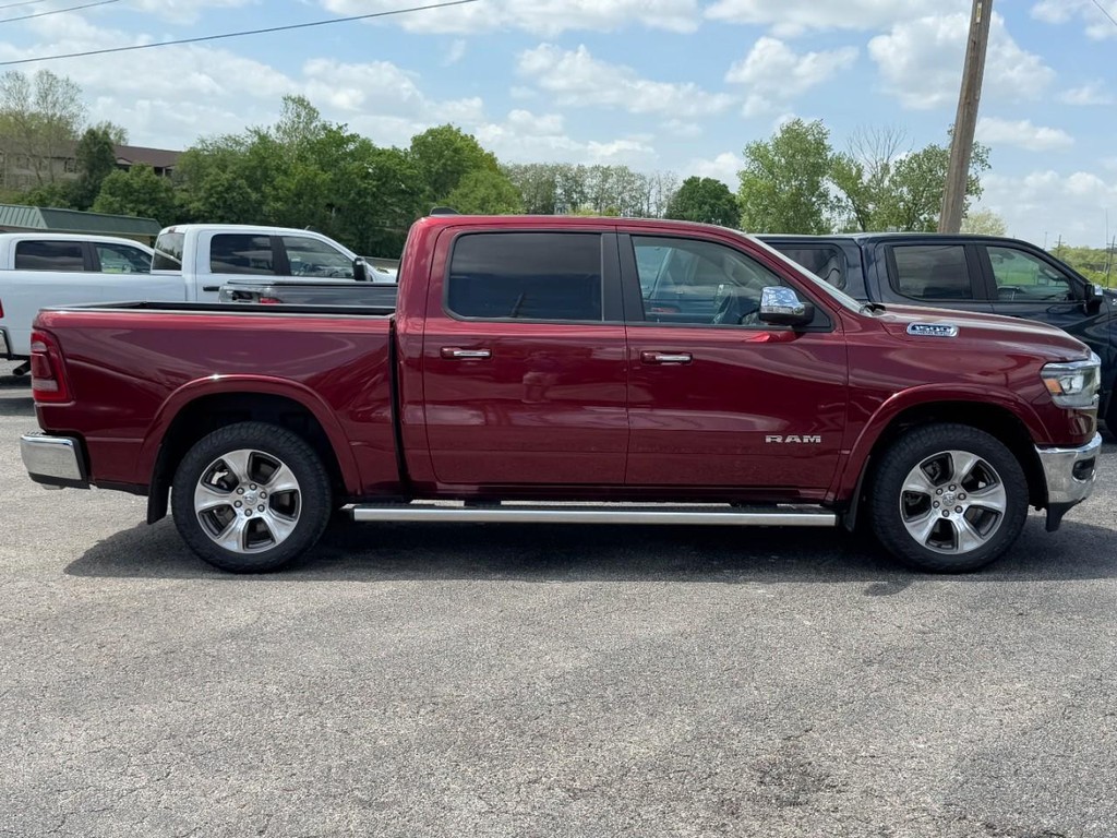 Ram 1500 Vehicle Full-screen Gallery Image 02
