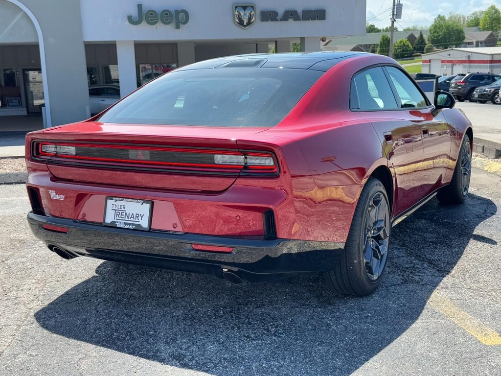 Dodge Charger Vehicle Full-screen Gallery Image 04