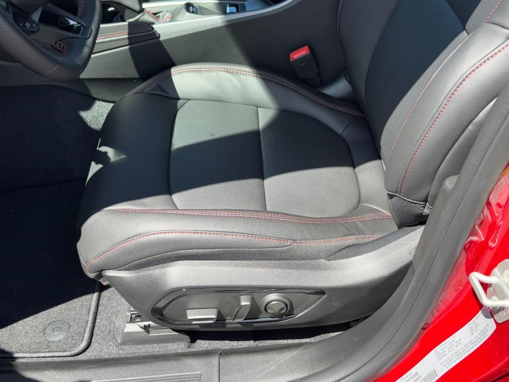 Dodge Charger Vehicle Full-screen Gallery Image 18