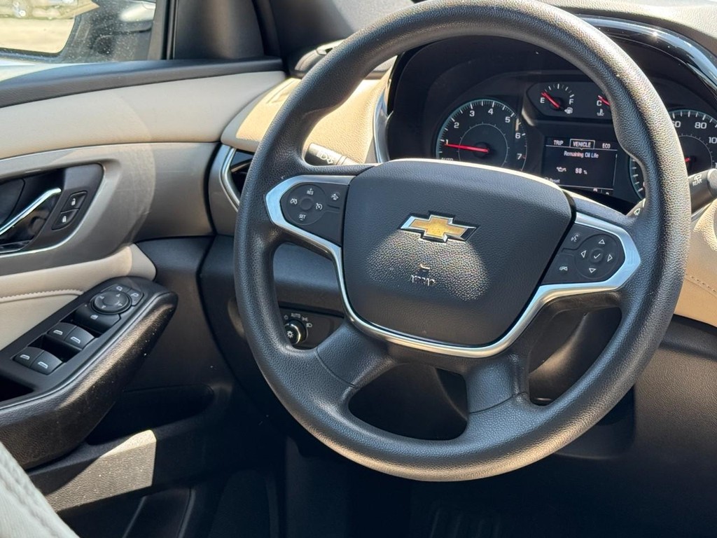 Chevrolet Traverse Vehicle Full-screen Gallery Image 14