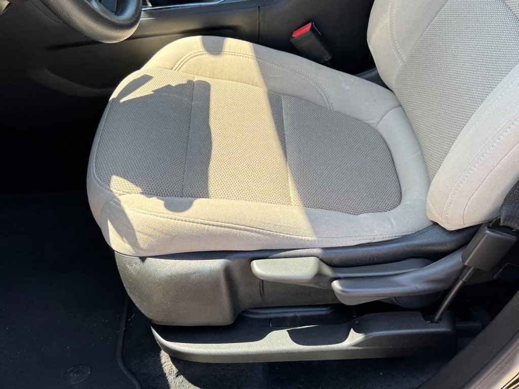 Chevrolet Traverse Vehicle Full-screen Gallery Image 24