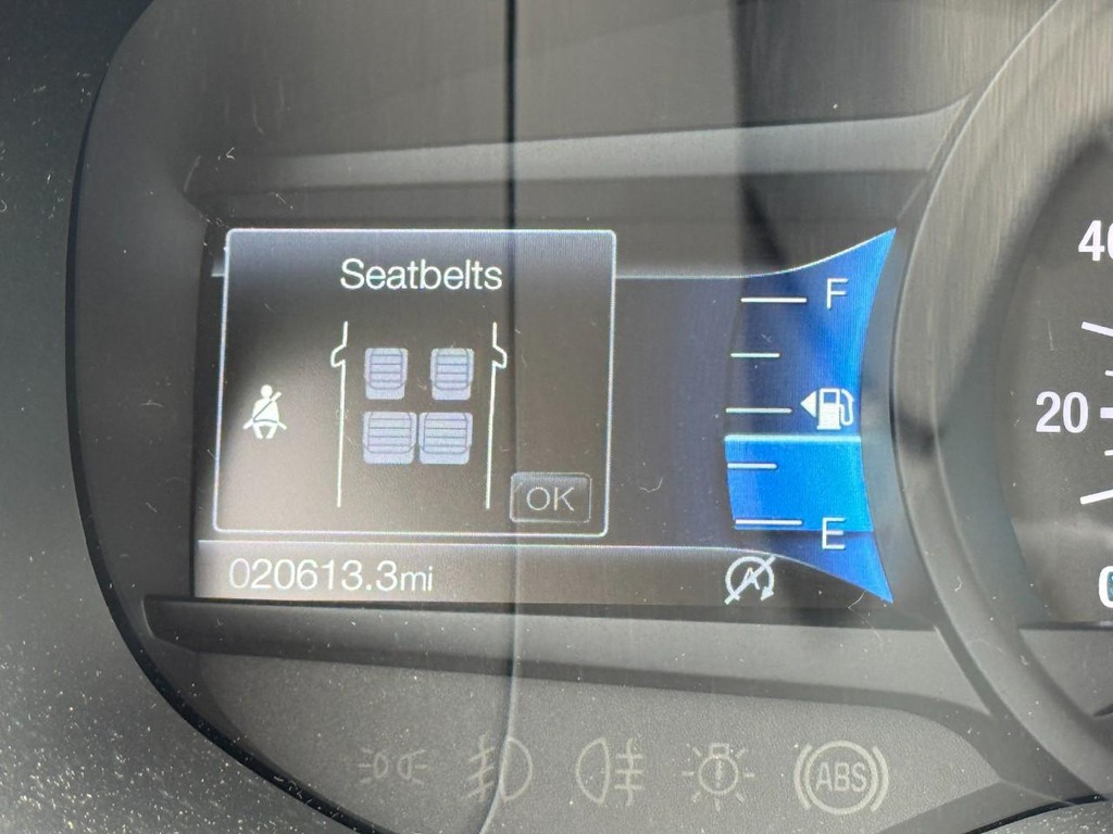 Ford Edge Vehicle Full-screen Gallery Image 20