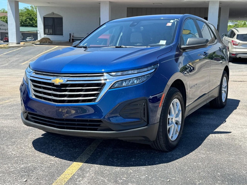 Chevrolet Equinox Vehicle Full-screen Gallery Image 10