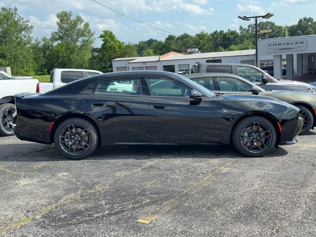 Dodge Charger Vehicle Full-screen Gallery Image 02