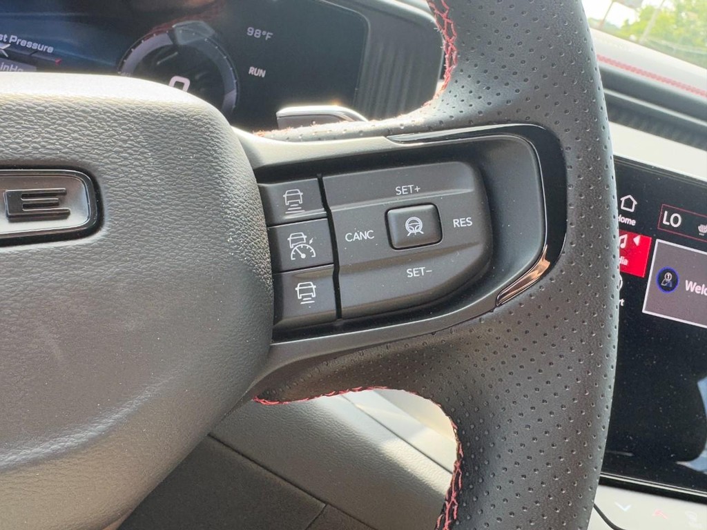 Dodge Charger Vehicle Full-screen Gallery Image 13