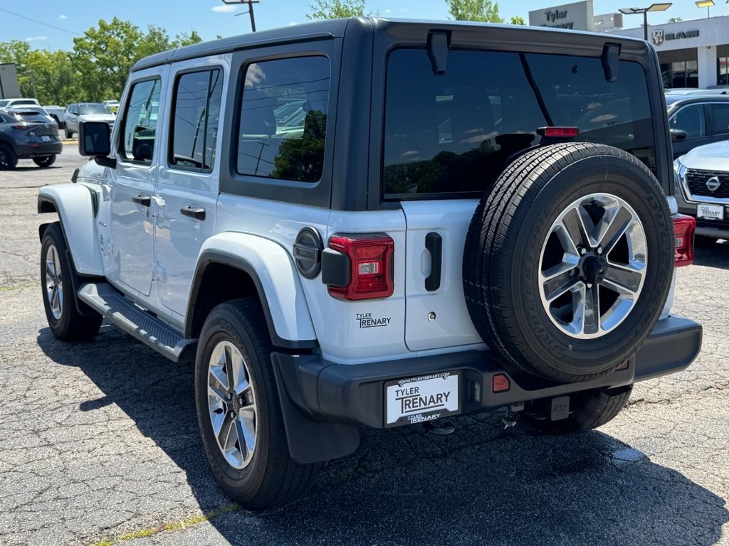 Jeep Wrangler Unlimited Vehicle Full-screen Gallery Image 07