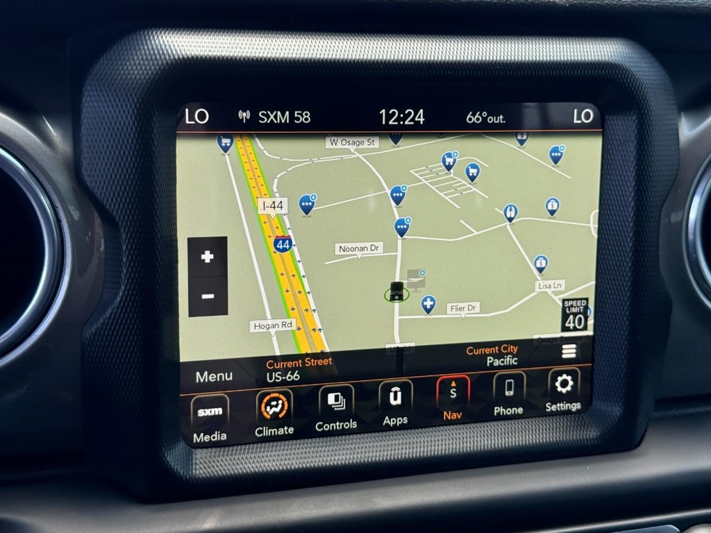 Jeep Wrangler Unlimited Vehicle Full-screen Gallery Image 24