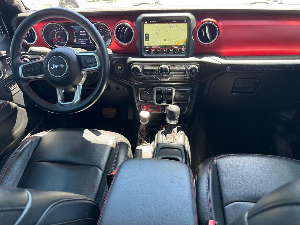 Jeep Wrangler Vehicle Full-screen Gallery Image 13