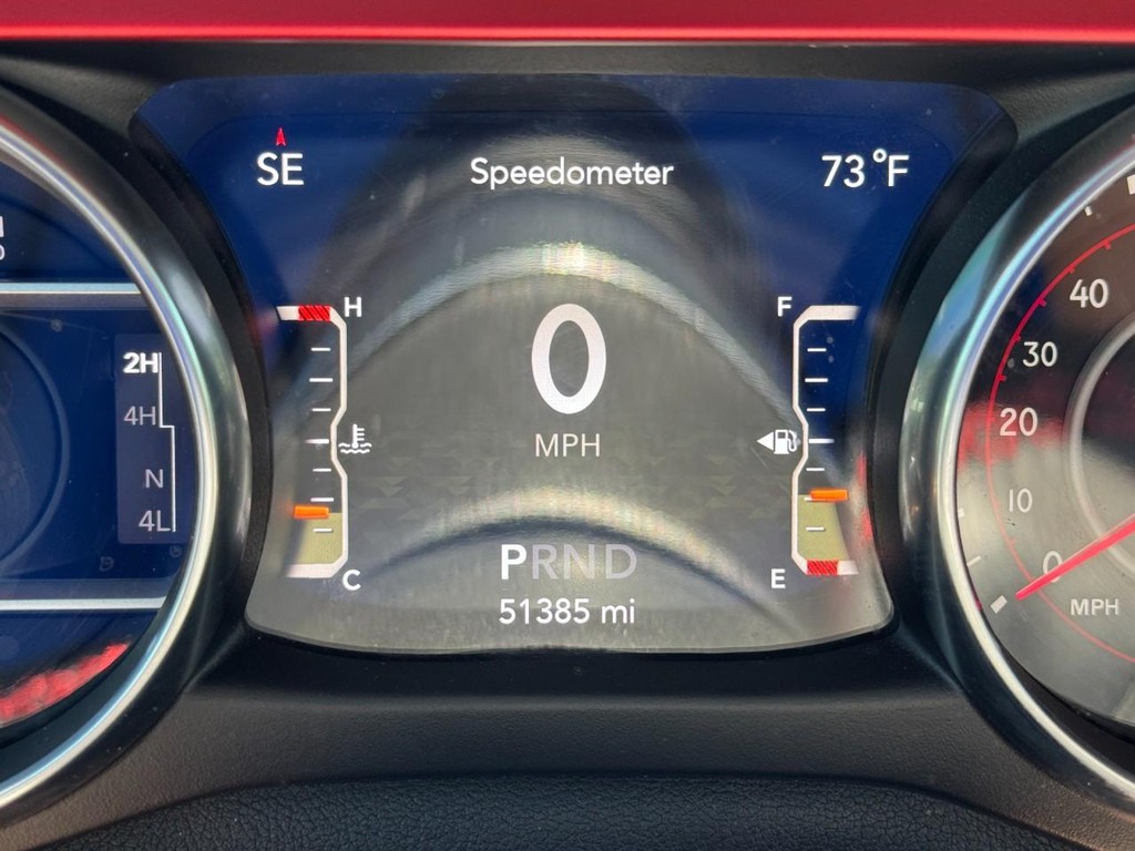 Jeep Wrangler Vehicle Full-screen Gallery Image 20