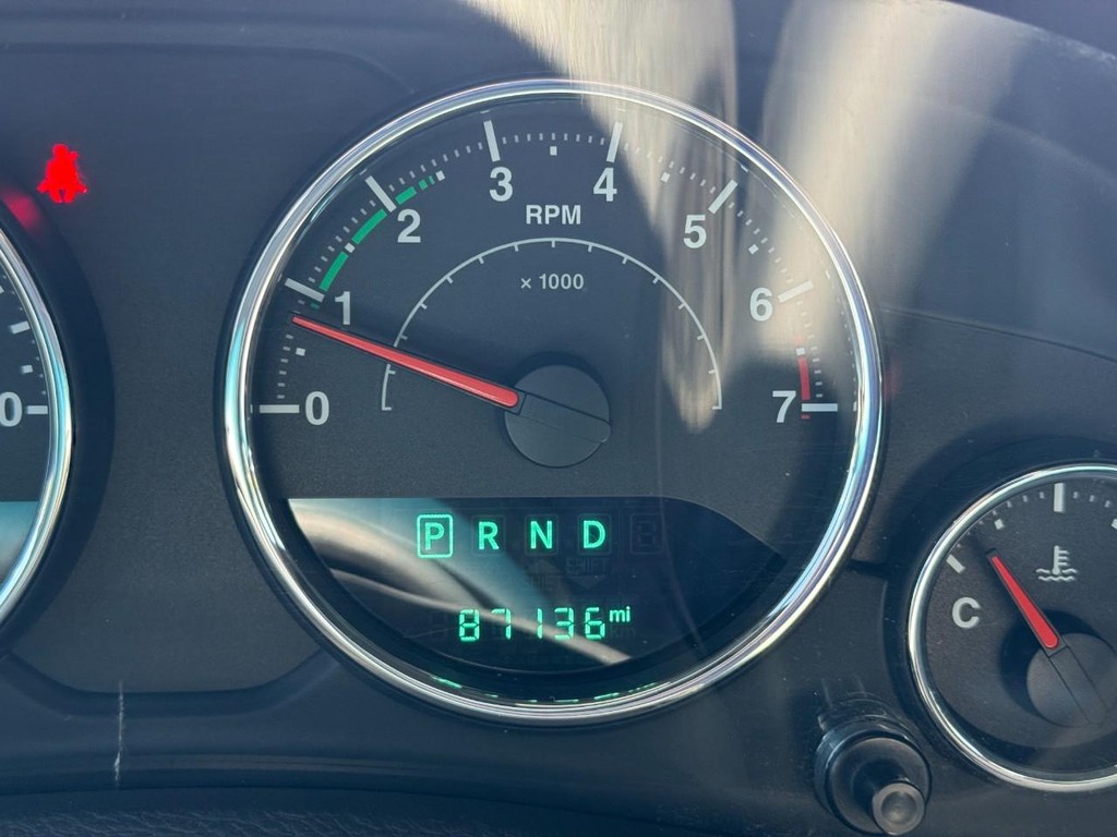 Jeep Wrangler Unlimited Vehicle Full-screen Gallery Image 21