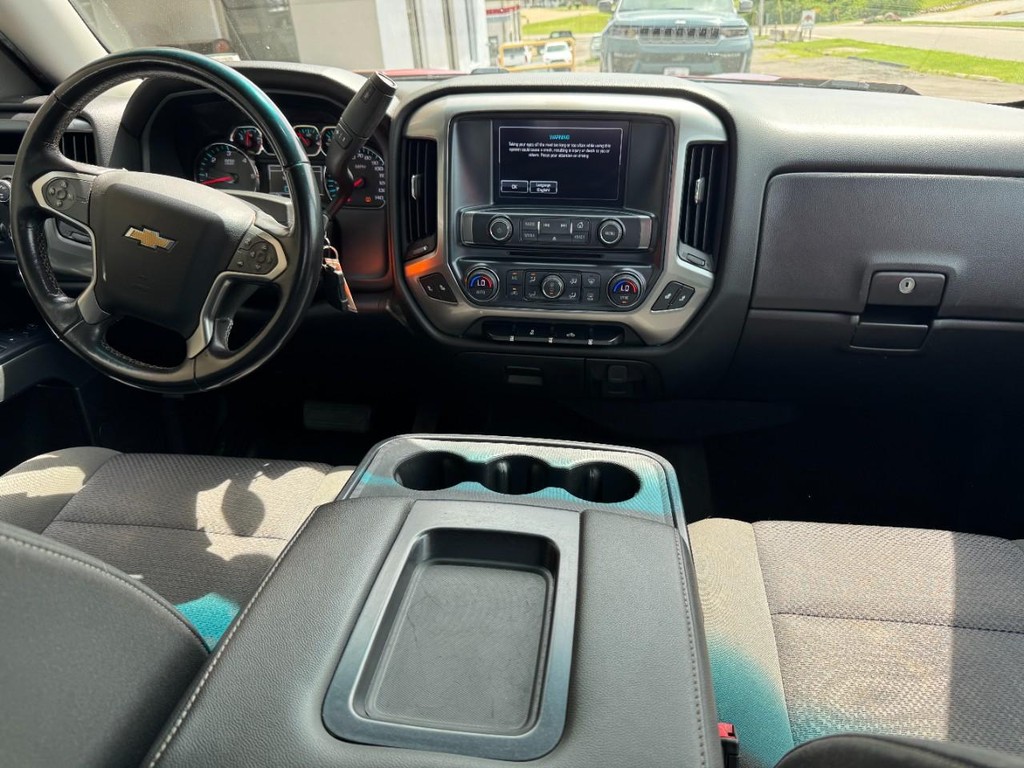 Chevrolet Silverado 1500 Vehicle Full-screen Gallery Image 13