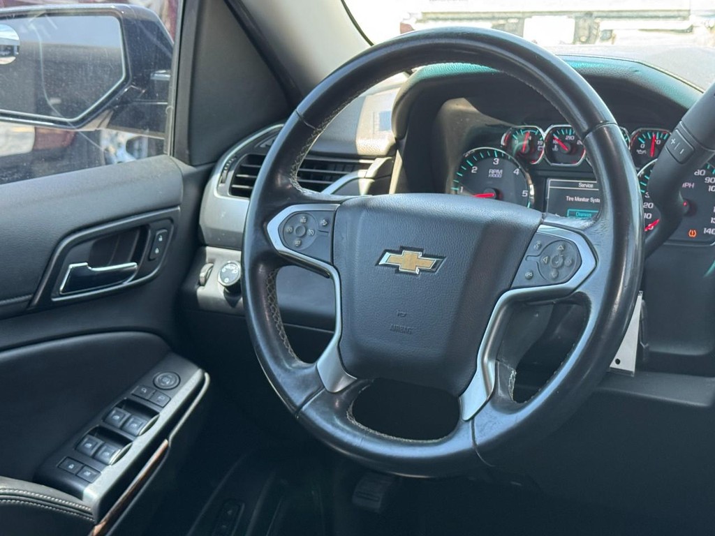 Chevrolet Tahoe Vehicle Full-screen Gallery Image 15