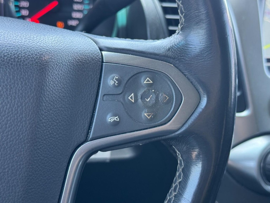 Chevrolet Tahoe Vehicle Full-screen Gallery Image 21