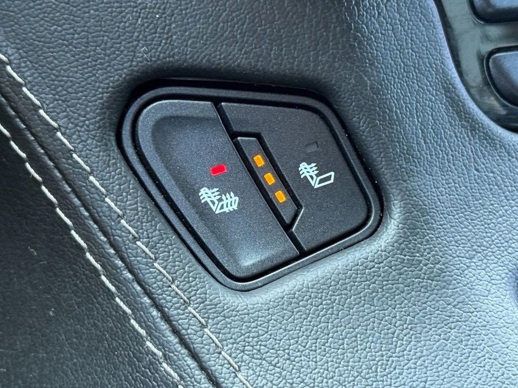 Chevrolet Tahoe Vehicle Full-screen Gallery Image 23