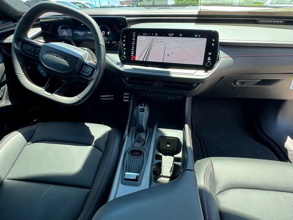 Dodge Charger Vehicle Full-screen Gallery Image 07
