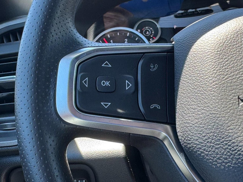 Ram 2500 Vehicle Full-screen Gallery Image 12