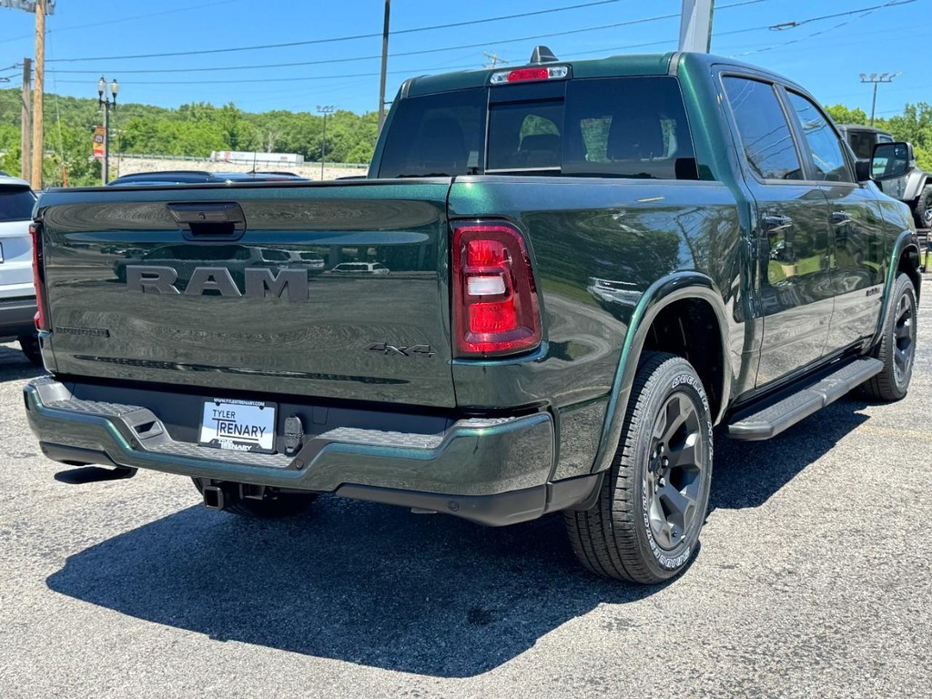 Ram 1500 Vehicle Full-screen Gallery Image 04