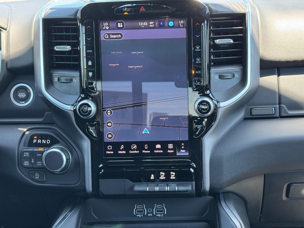 Ram 1500 Vehicle Full-screen Gallery Image 10