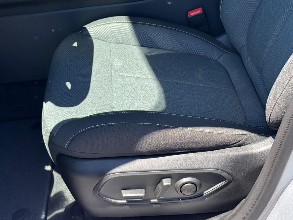 Jeep Cherokee Vehicle Full-screen Gallery Image 17