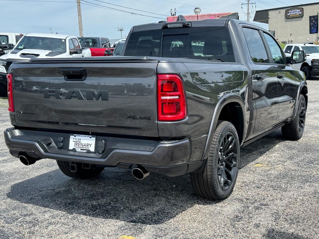 Ram 1500 Vehicle Full-screen Gallery Image 04