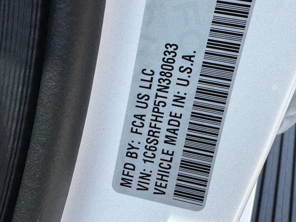 Ram 1500 Vehicle Full-screen Gallery Image 20