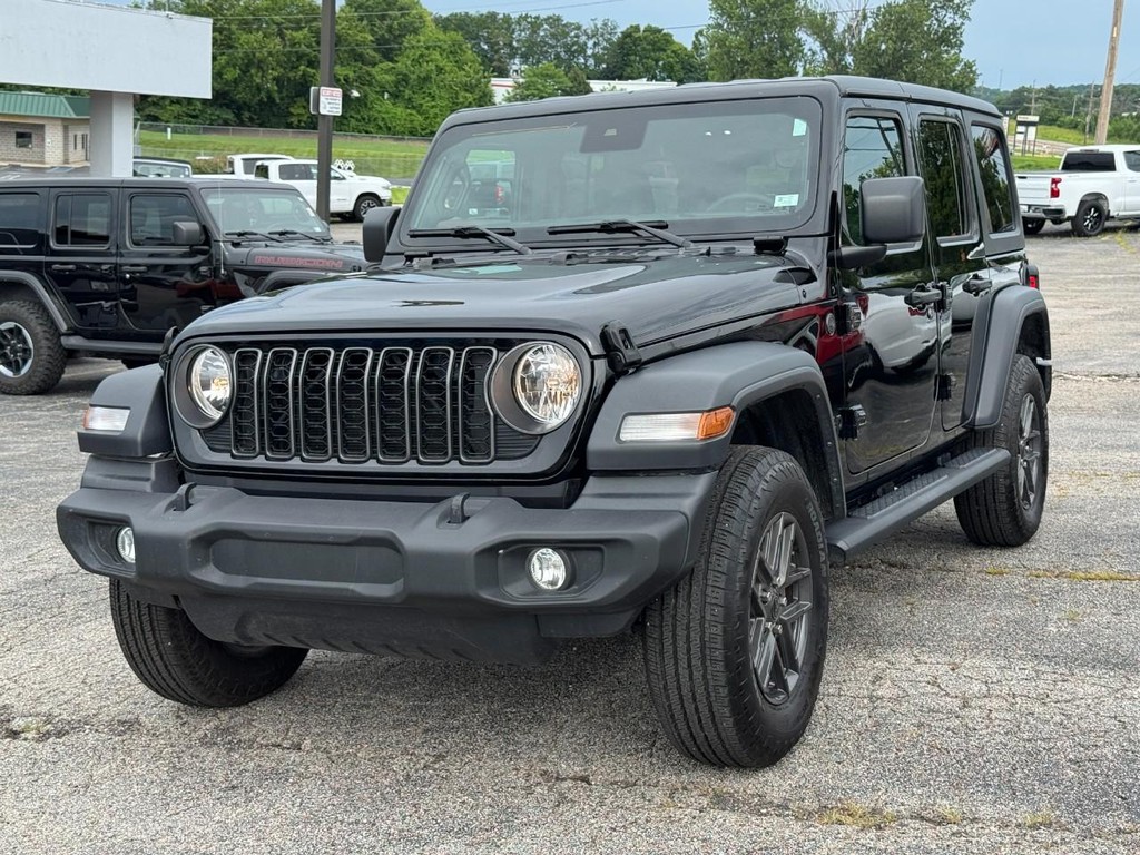 Jeep Wrangler Vehicle Full-screen Gallery Image 10