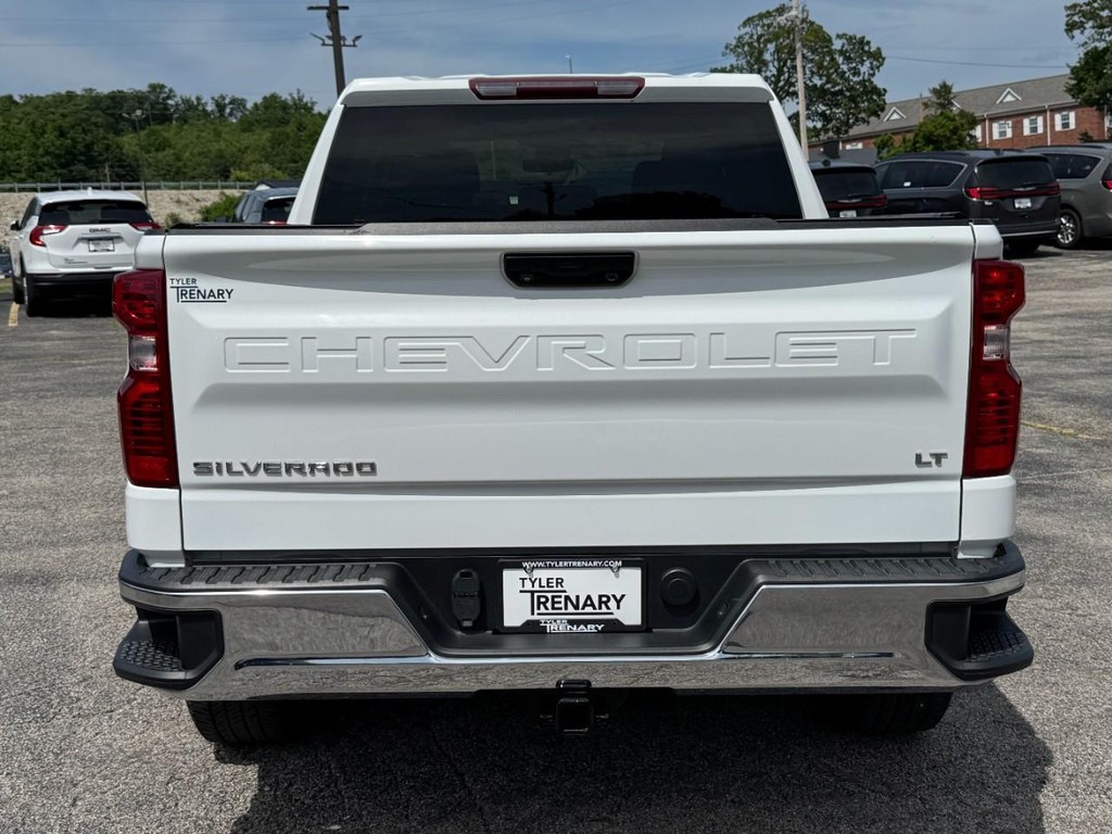 Chevrolet Silverado 1500 Vehicle Full-screen Gallery Image 05