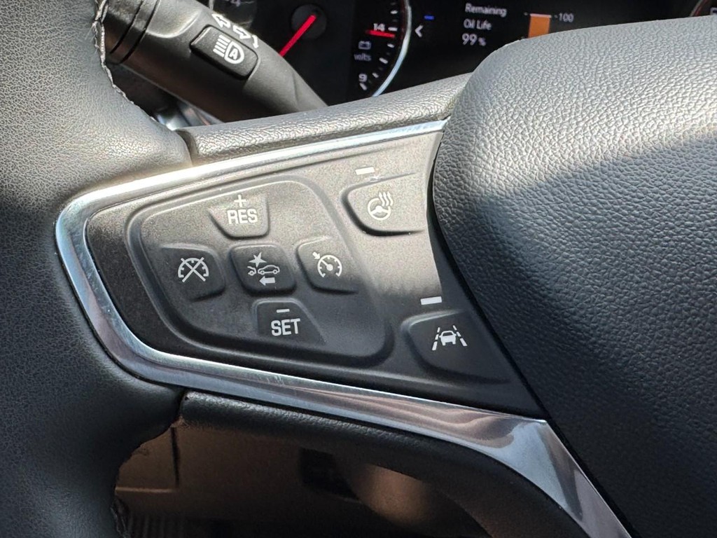 Chevrolet Malibu Vehicle Full-screen Gallery Image 17
