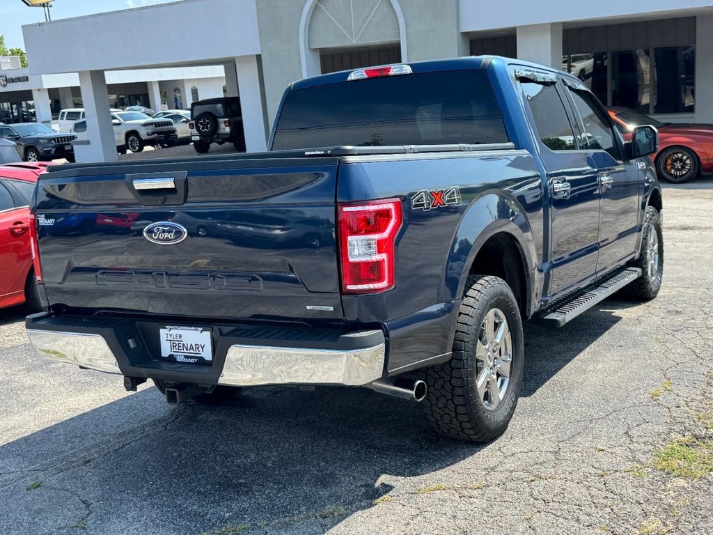 Ford F-150 Vehicle Full-screen Gallery Image 04