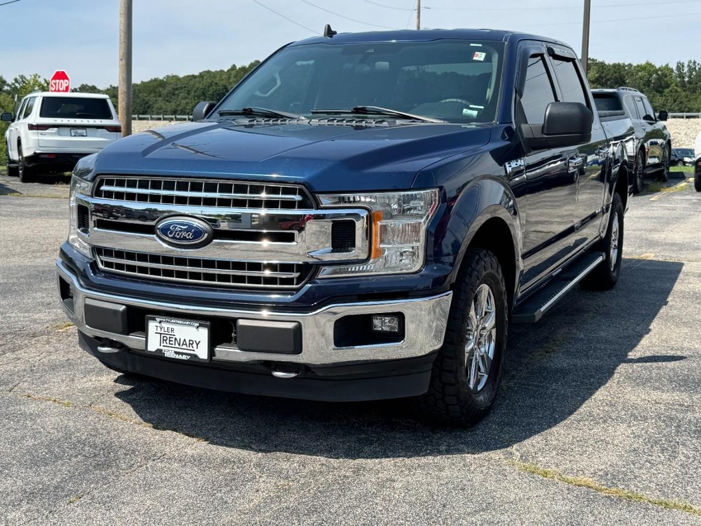 Ford F-150 Vehicle Full-screen Gallery Image 10