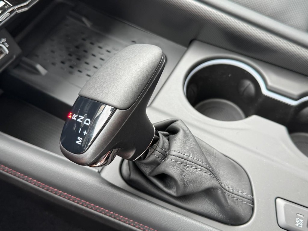 Dodge Durango Vehicle Full-screen Gallery Image 15