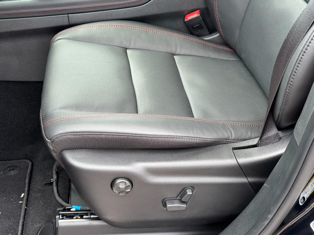 Dodge Durango Vehicle Full-screen Gallery Image 19