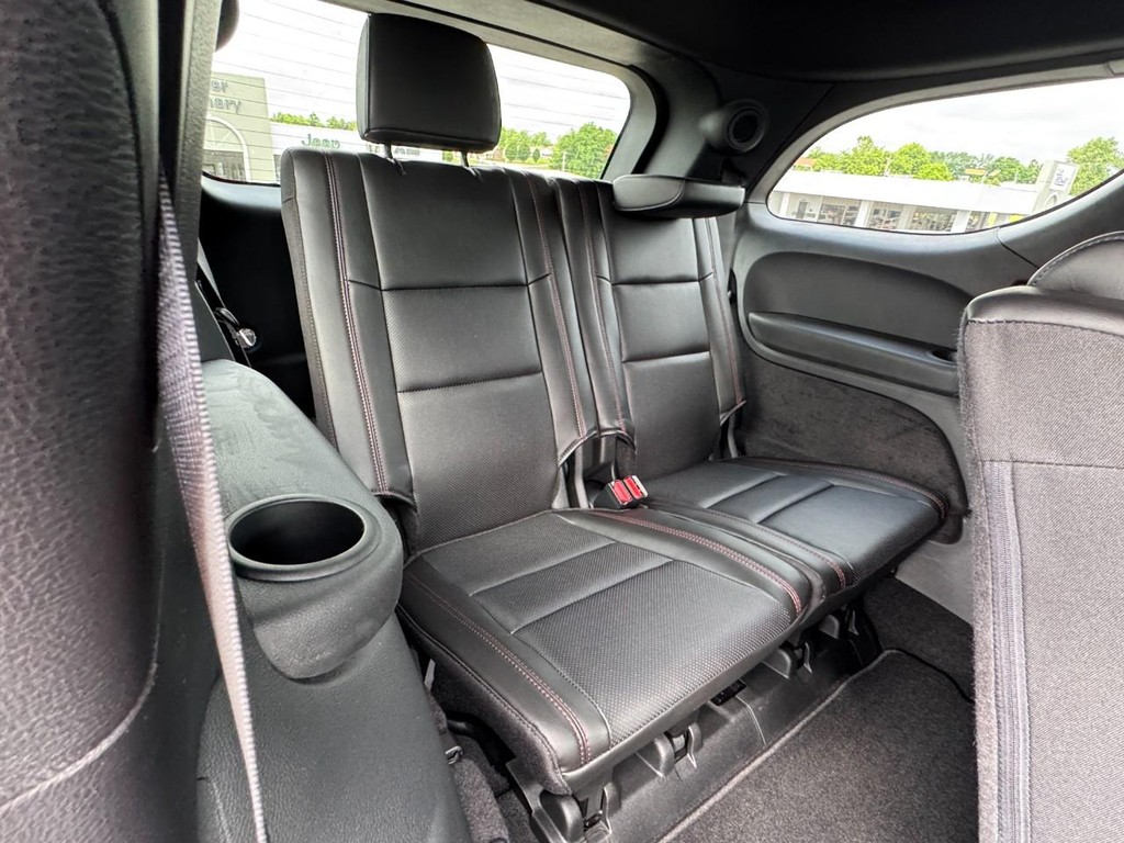 Dodge Durango Vehicle Full-screen Gallery Image 07