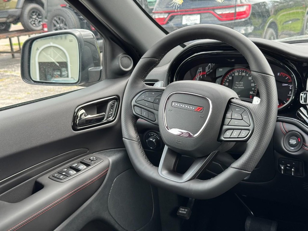 Dodge Durango Vehicle Full-screen Gallery Image 10