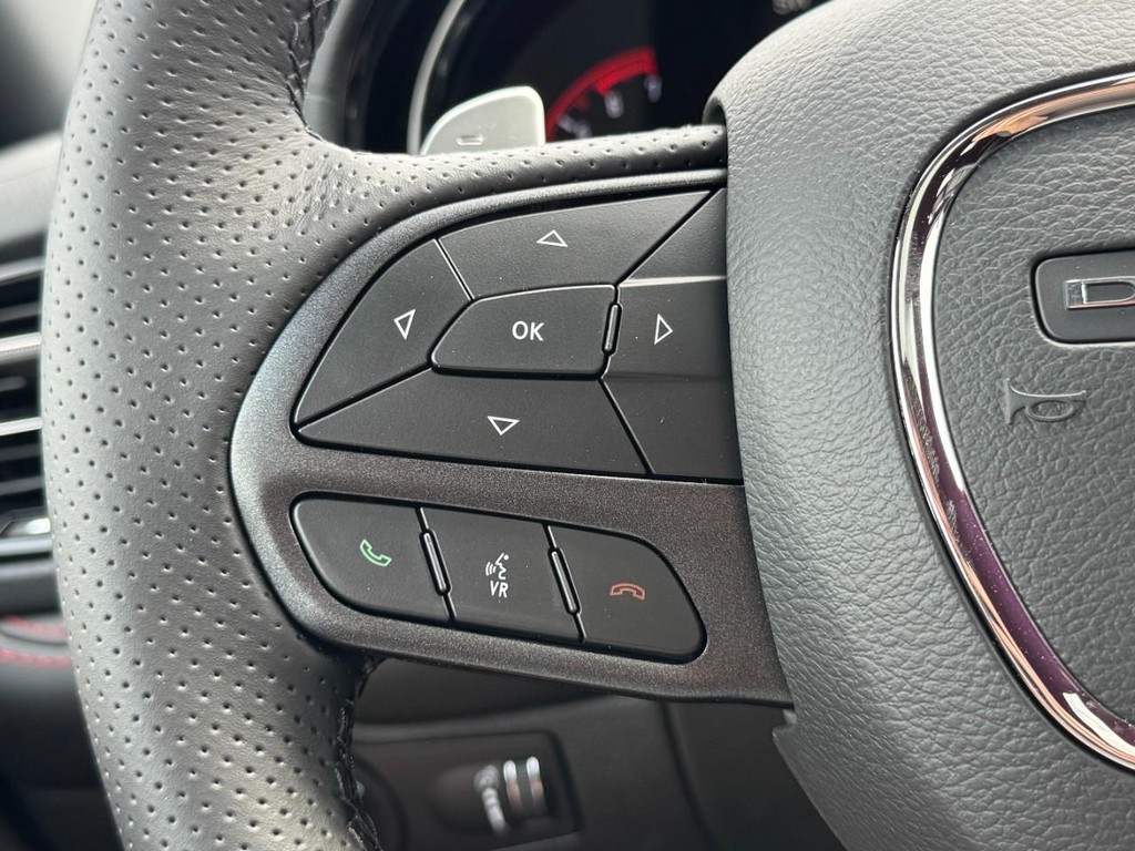 Dodge Durango Vehicle Full-screen Gallery Image 14