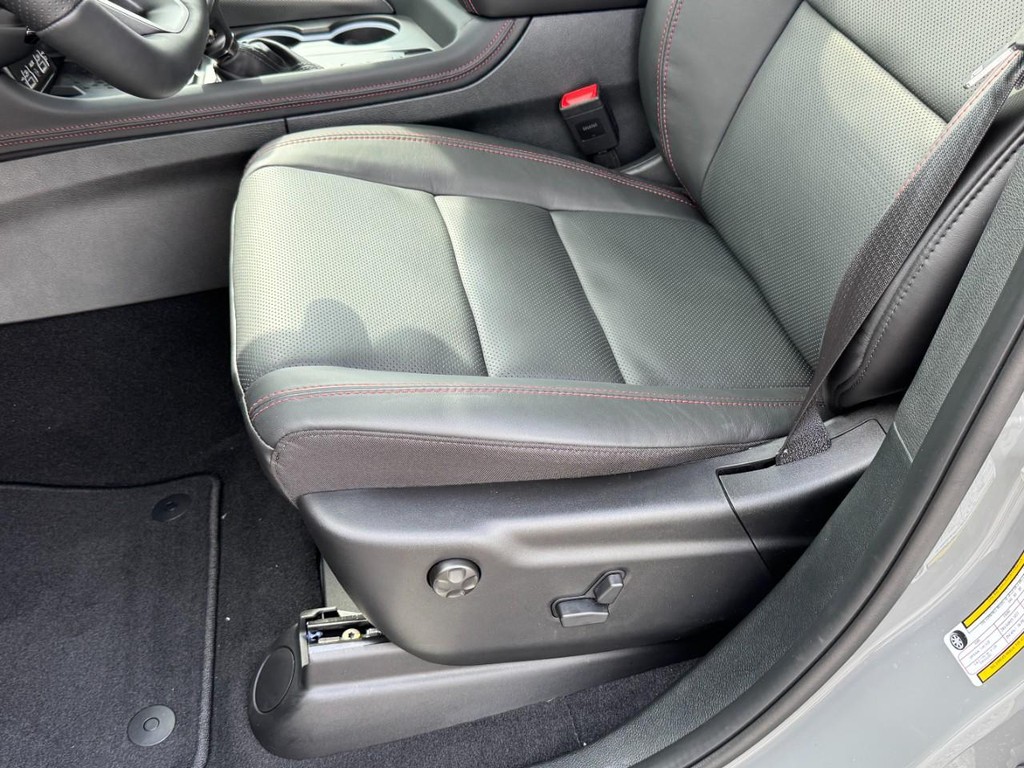 Dodge Durango Vehicle Full-screen Gallery Image 19