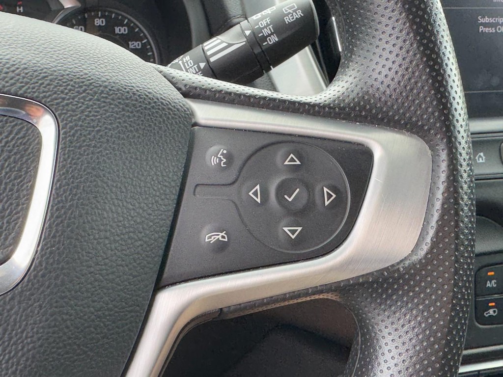 GMC Terrain Vehicle Full-screen Gallery Image 19