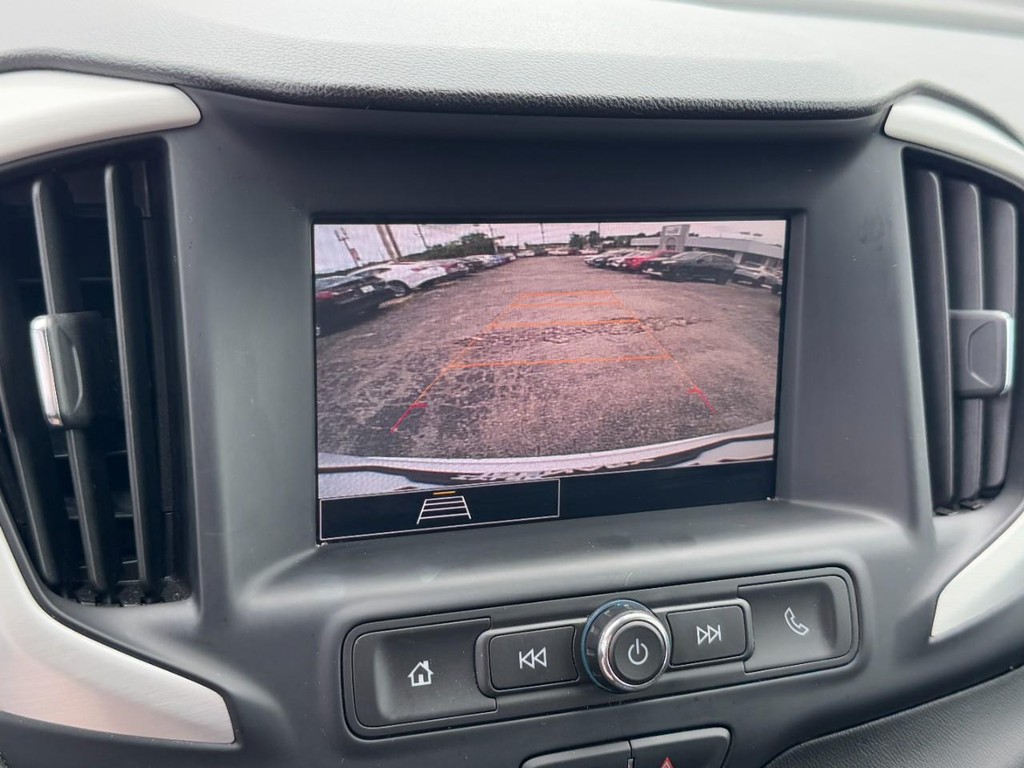 GMC Terrain Vehicle Full-screen Gallery Image 22