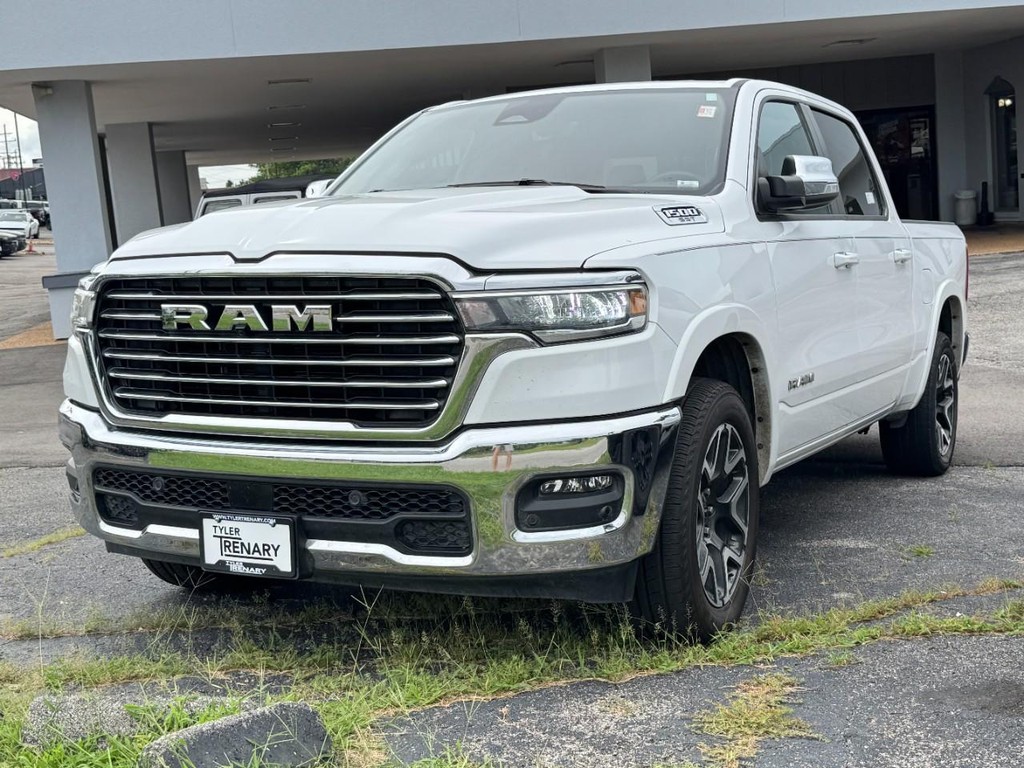 Ram 1500 Vehicle Full-screen Gallery Image 10