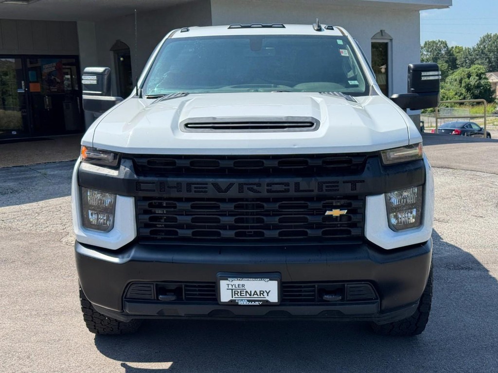 Chevrolet Silverado 3500HD Vehicle Full-screen Gallery Image 09