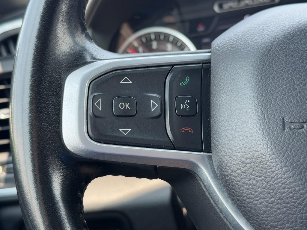 Ram 1500 Vehicle Full-screen Gallery Image 18
