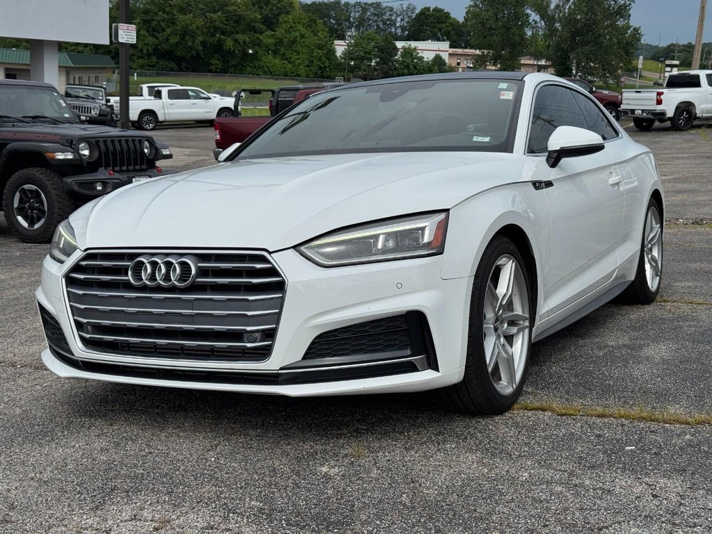 Audi A5 Coupe Vehicle Full-screen Gallery Image 08