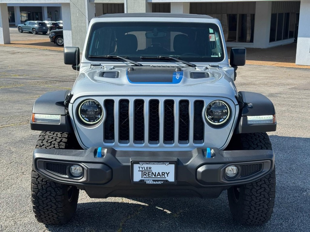 Jeep Wrangler 4xe Vehicle Full-screen Gallery Image 11