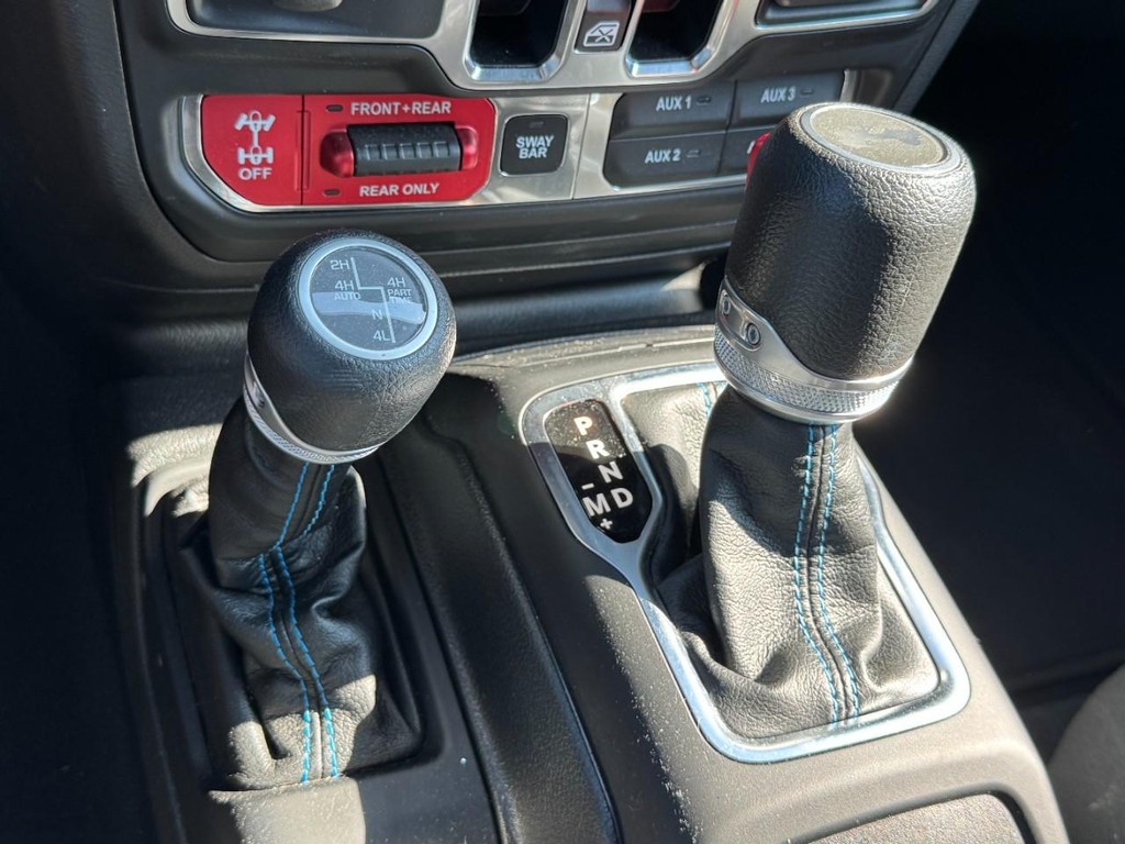 Jeep Wrangler 4xe Vehicle Full-screen Gallery Image 21