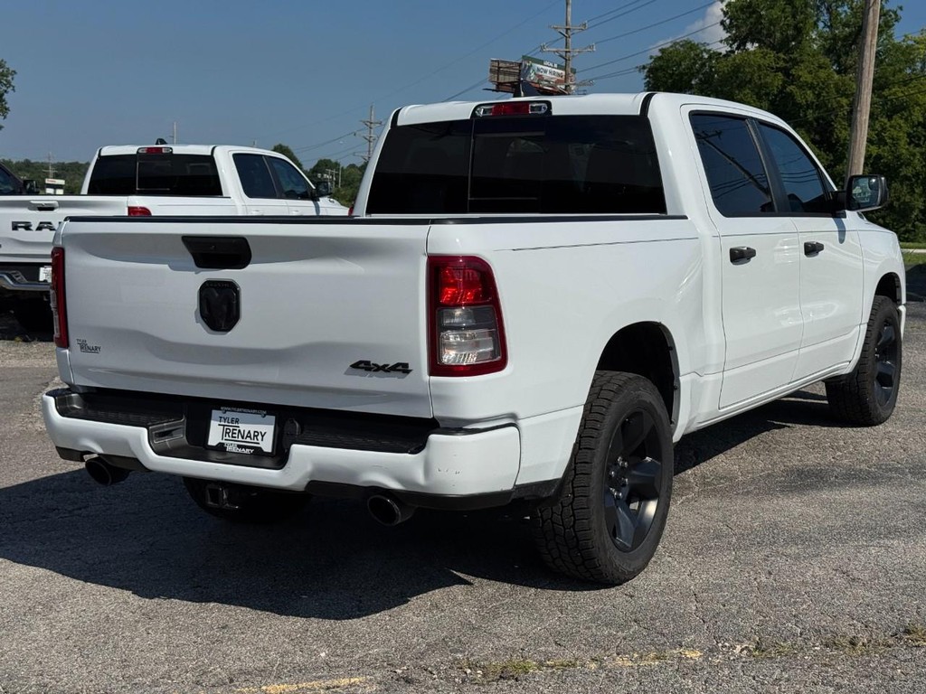 Ram 1500 Vehicle Full-screen Gallery Image 04
