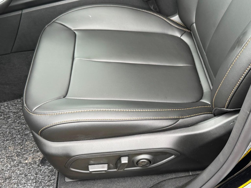 Jeep Grand Cherokee Vehicle Full-screen Gallery Image 19